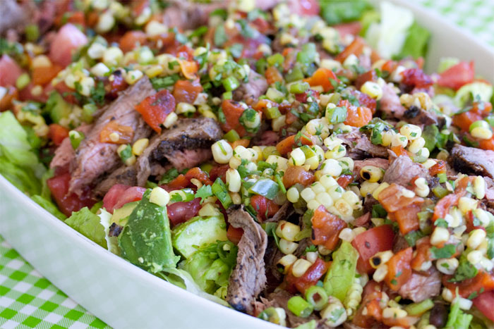 steak-salad-peppers-corn-salsa